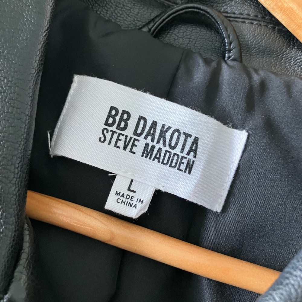 BB DAKOTA Steve Madden Black Faux Leather Puff Sleeve Bomber Jacket Size L - Picture 9 of 11